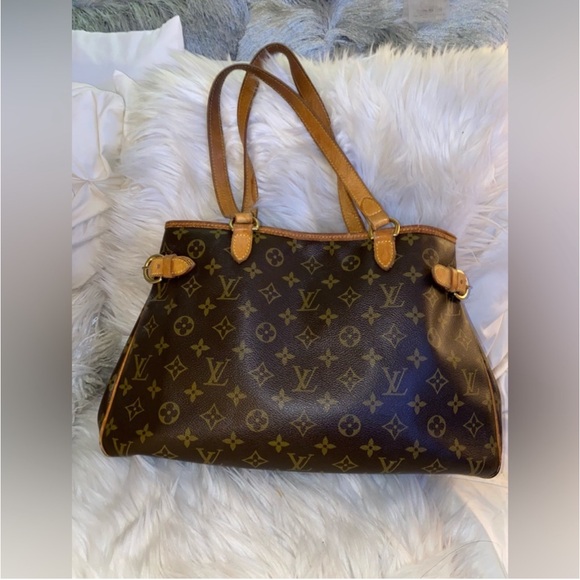 SOLD Louis Vuitton Batignolles Horizontal Monogram Bag, LV (KISS) Wallet - Picture 4 of 16